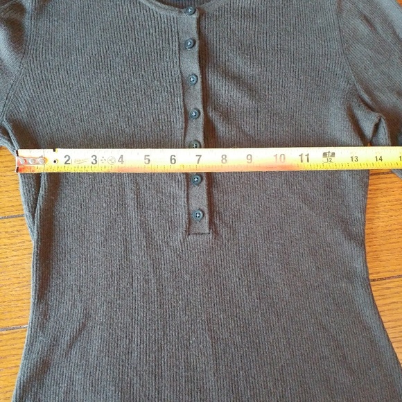 🙈Ribbed Button-Up Tee - Picture 5 of 6